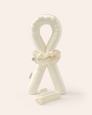 Heatless Curls in Mulberry Silk