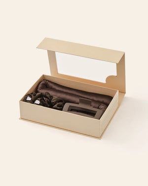 Heatless Curls in Mulberry Silk